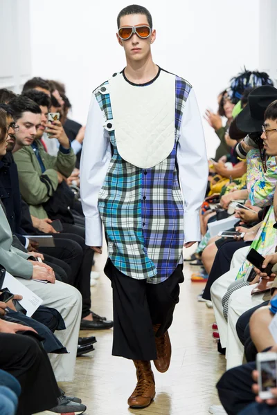 Look 5